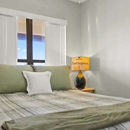 Cozy & Charming Oceanfront Condo #803 @ Buena Vista